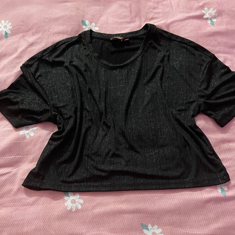 🪩Sparkly Black Cropped Top