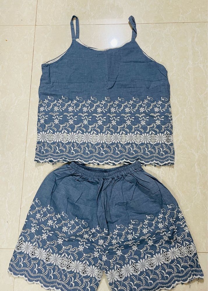 Trendy Short and Top Set – Lightly Used