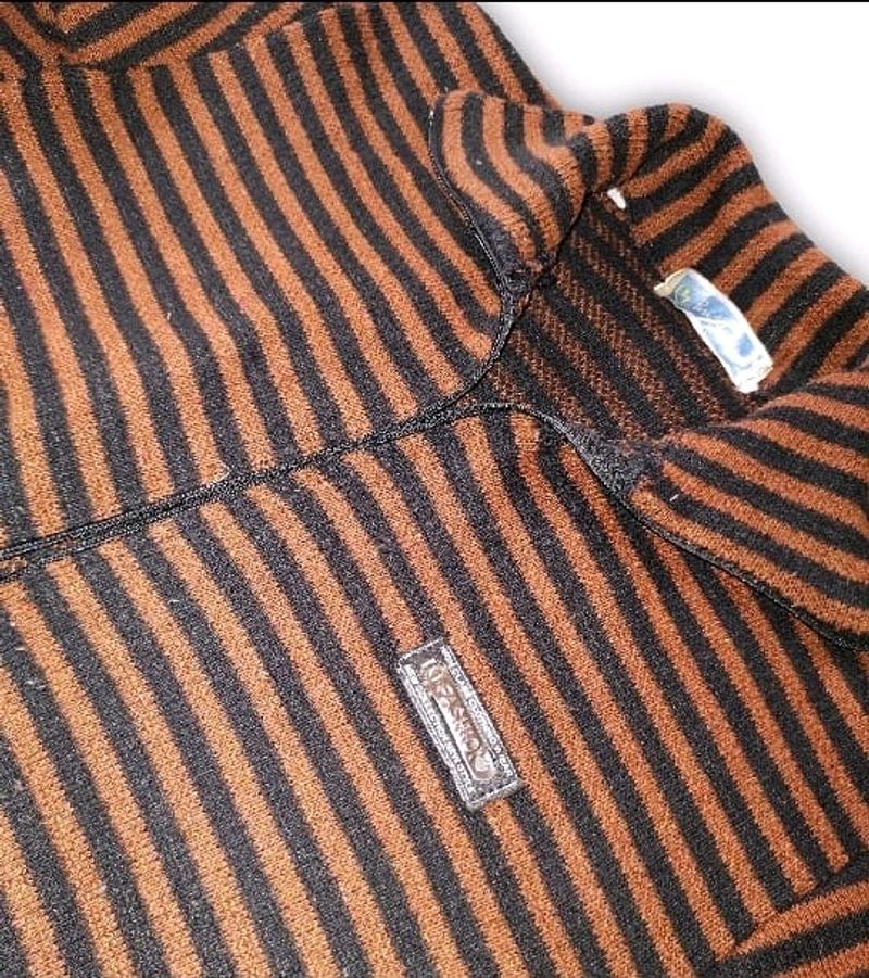 Brown Colour Sweater Medium size