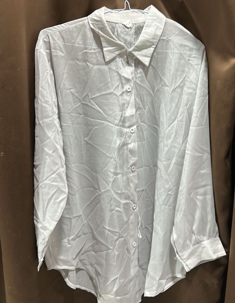 Elegant Button-Up Shirt and bow/open back