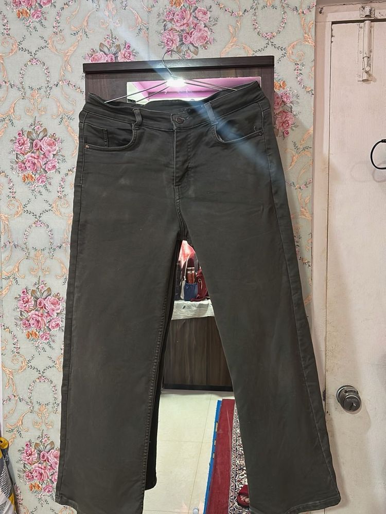 Olive Green straight Fit jeans