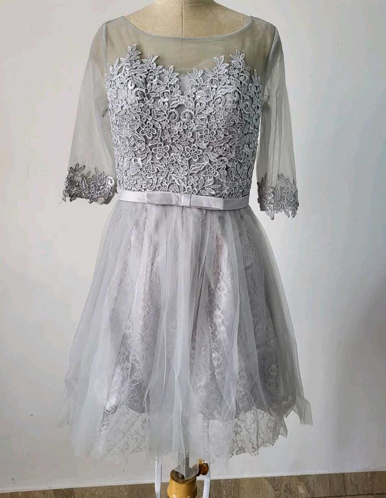 Elegant Grey Lace &amp; Tulle Dress. length 32
