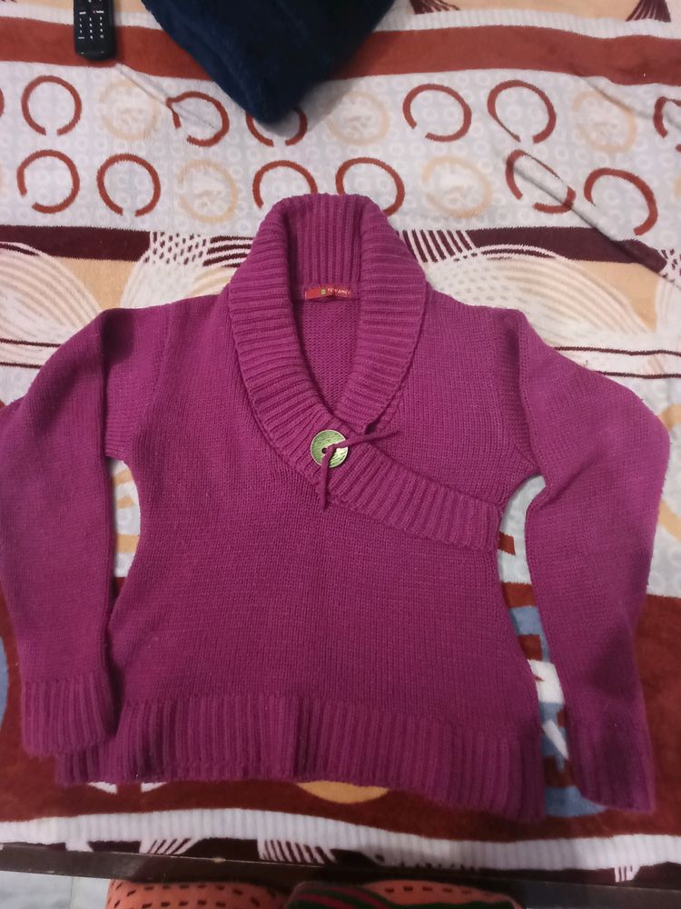 Heavy Woolen Top For Girls