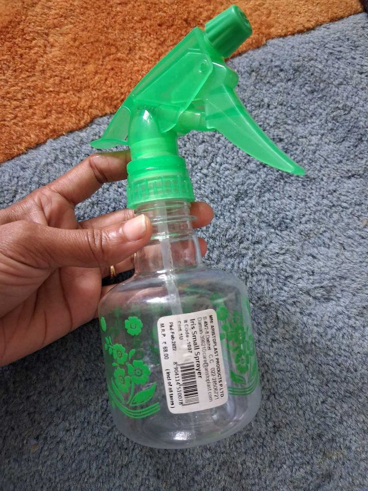Iris Small Sprayer Bottle