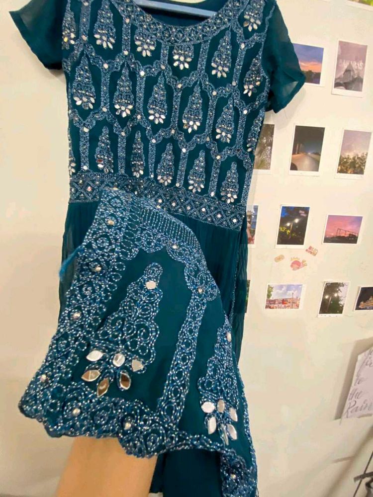 Stunning Teal Embellished Kurti Set