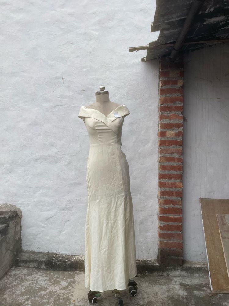 Elegant Off-Shoulder Cream Gown