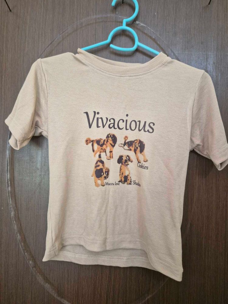 Beige Ribbed Graphic Baby Tee with Dog Print