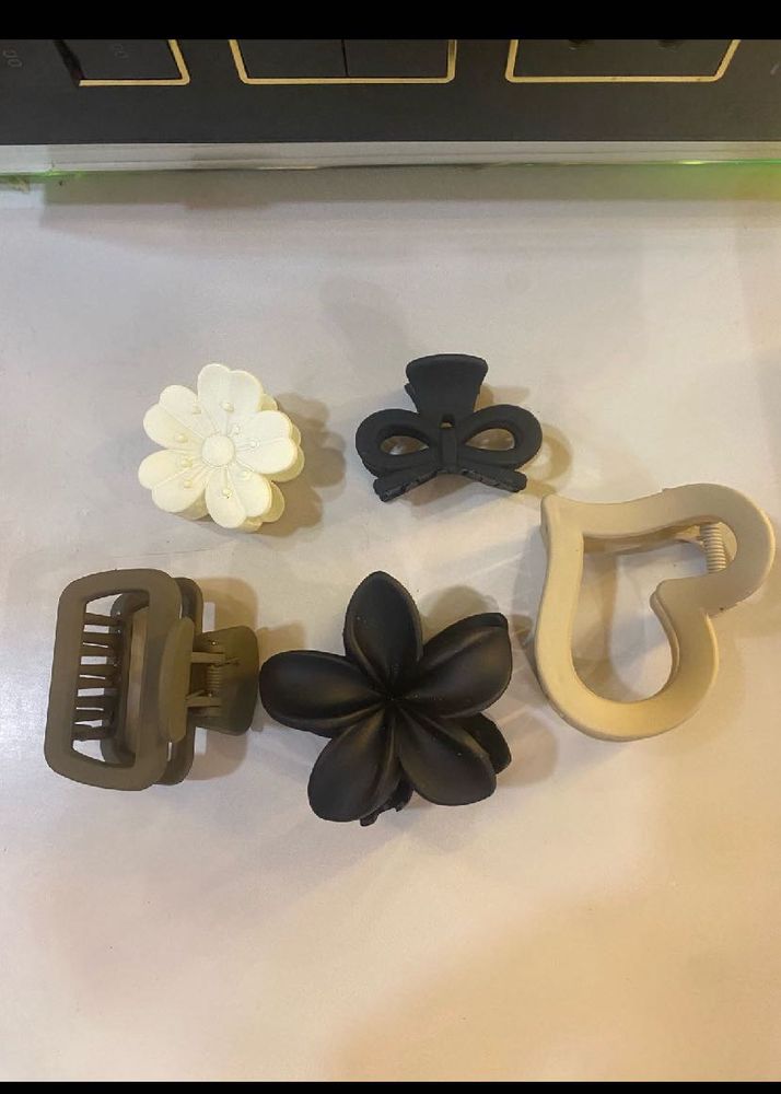 Cute Hair Claw Clips Set