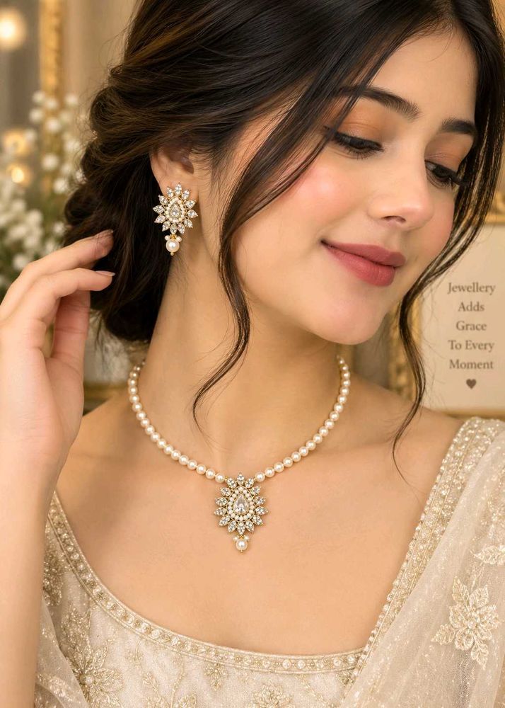 Elegant Pearl &amp; Crystal Necklace Set