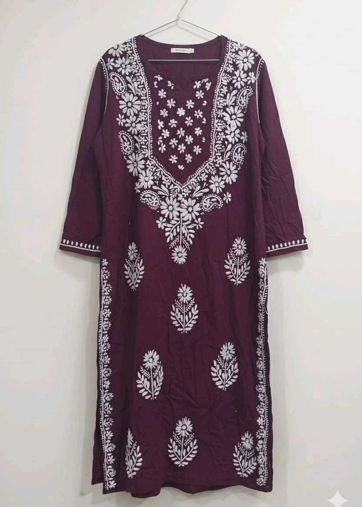 Elegant Embroidered Kurti