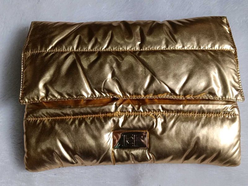 Carolina herrera Metallic Gold Padded Clutch 💕♥️