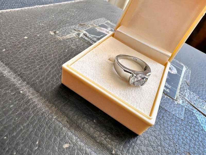 Gents Diamond Pure Silver Ring