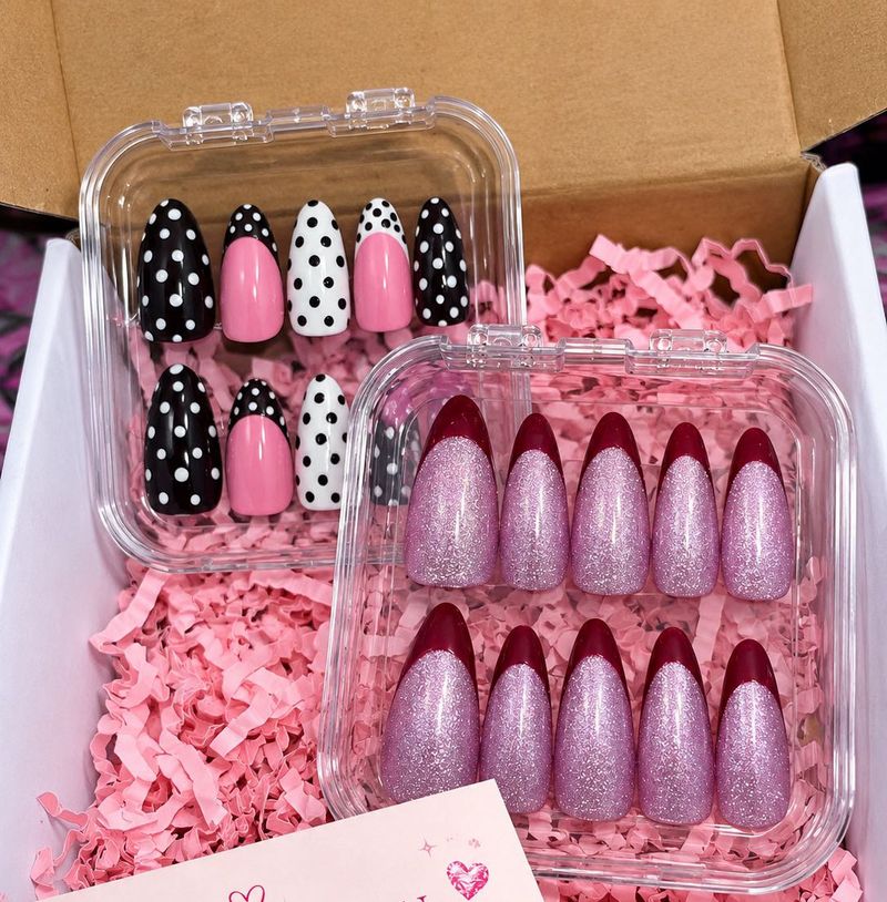 Set of 2 PRESS-ON NAILS