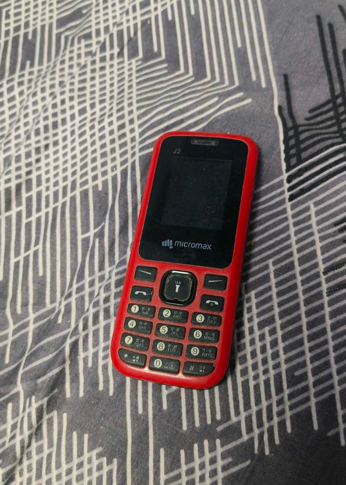 Micromax J2 - Red