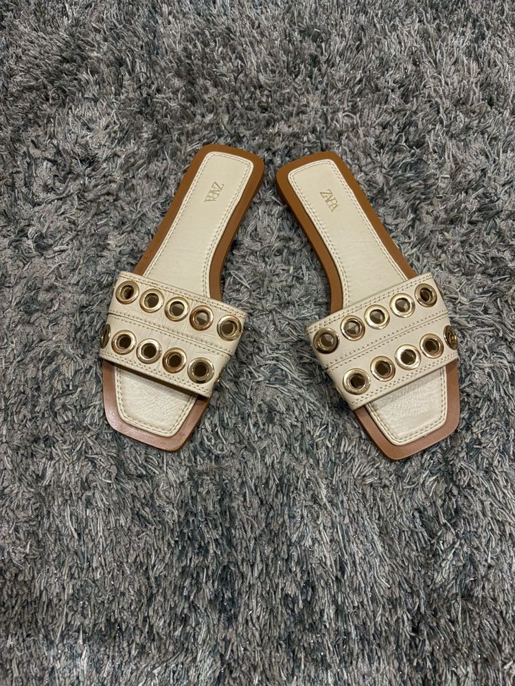 Zara Cream Eyelet Gold Tone Flat