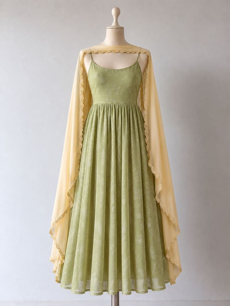 Elegant Green Gown with Dupatta