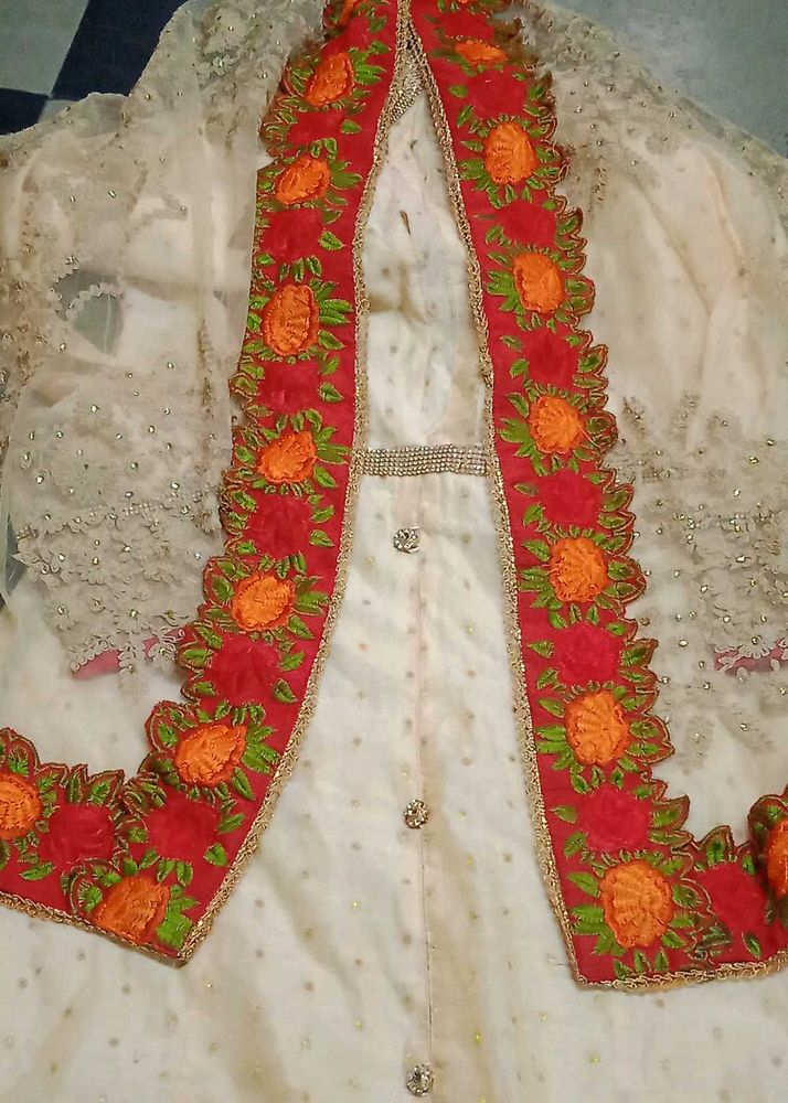 Elegant Ethnic Gown with dupatta set