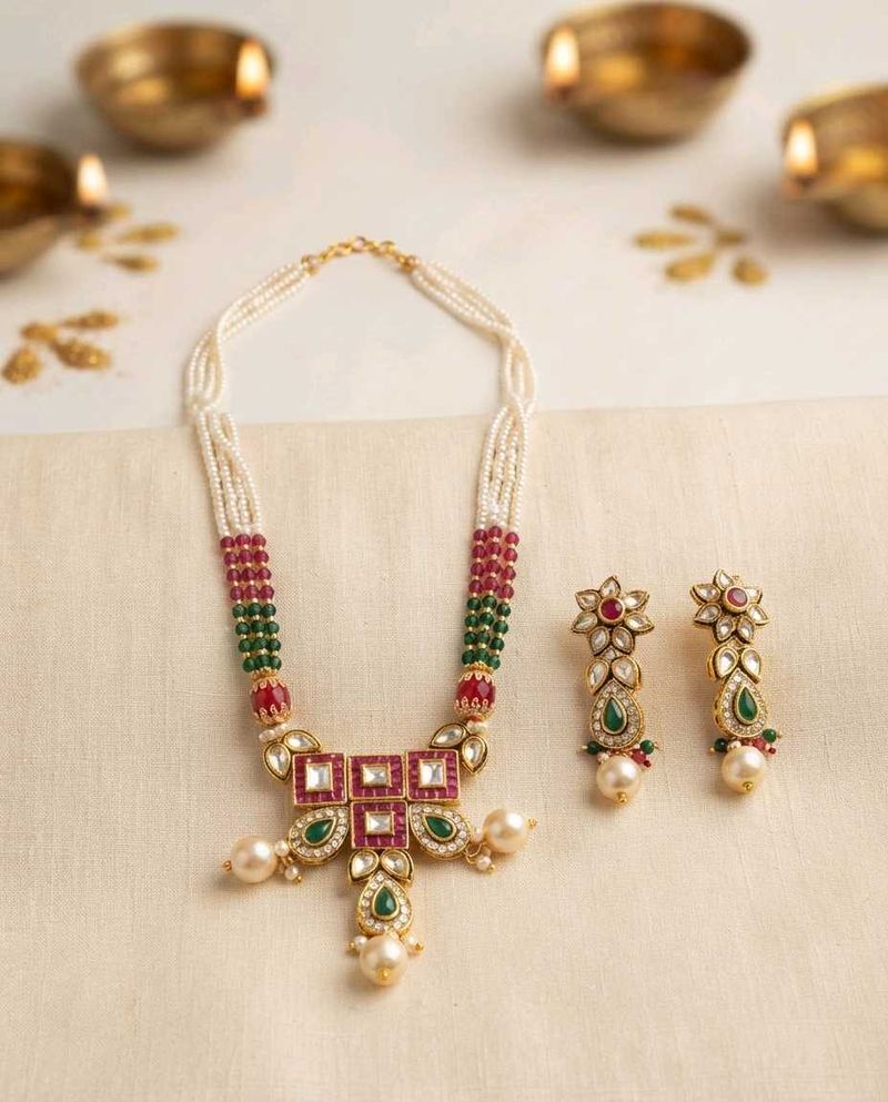 Elegant Pearl &amp; Kundan Necklace Set