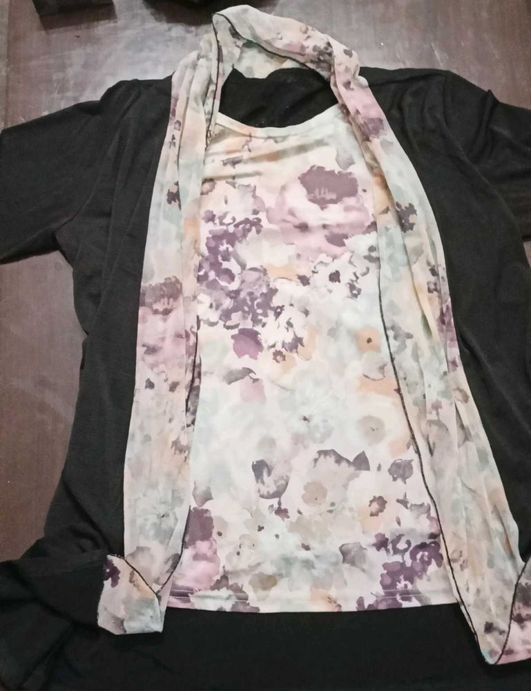 multi colour top very beautiful stretchable to