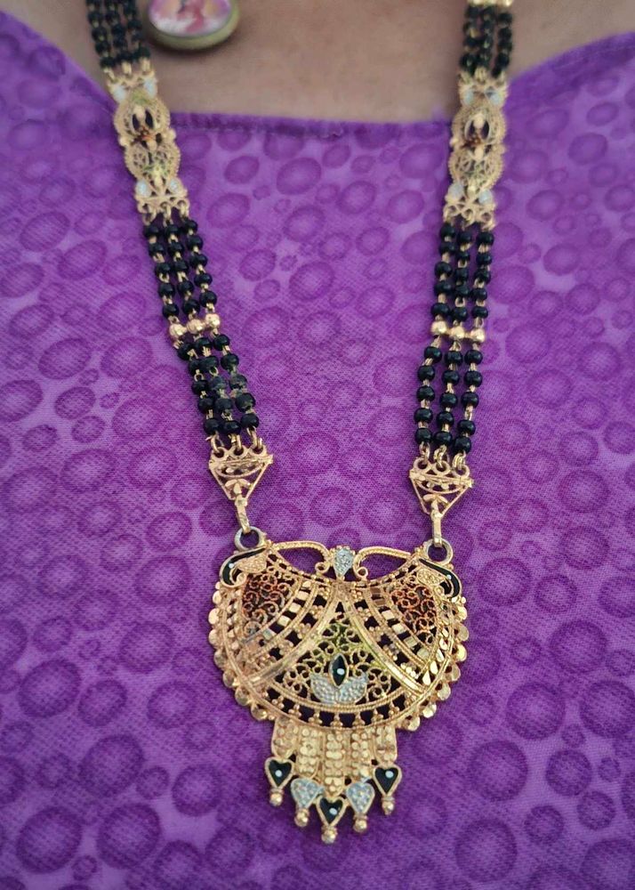 Exquisite Gold Mangalsutra Necklace