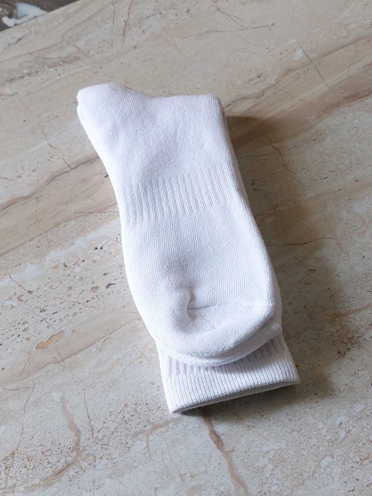 Comfortable White Socks