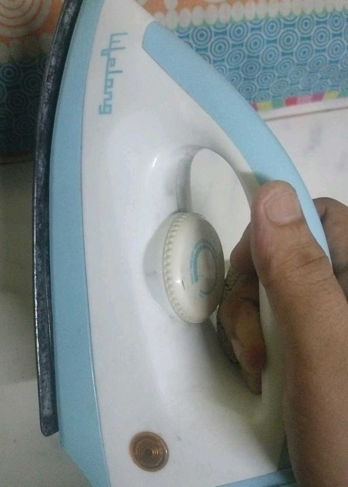 Lifelong Electric Iron ( Used)