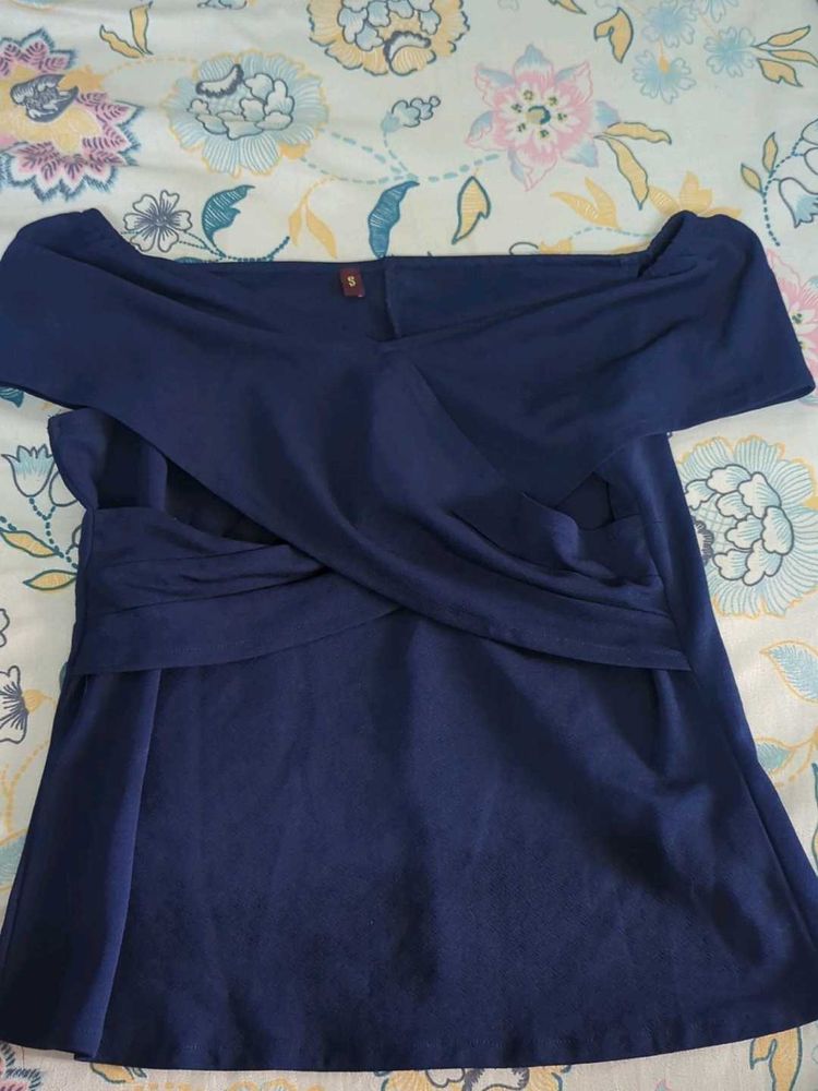 Chic Navy Blue Off-Shoulder Top