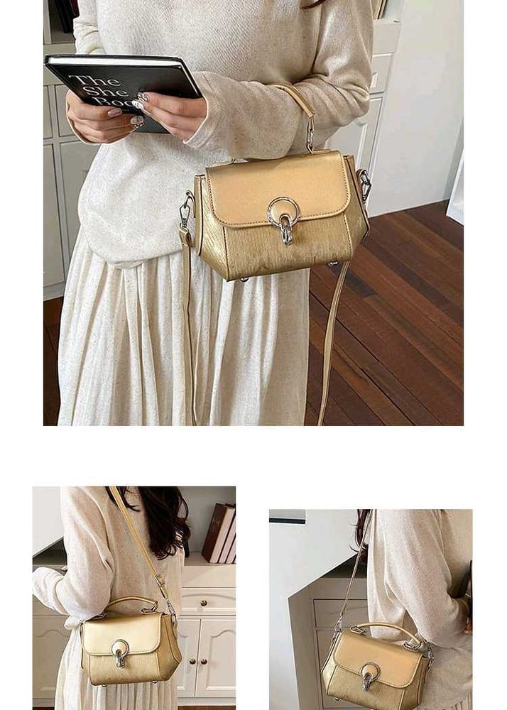 CHIC  HANDBAGS