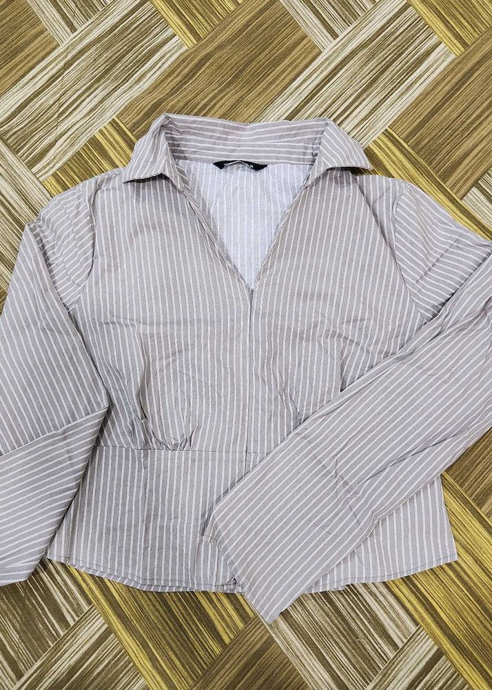 Striped V-Neck Long Sleeve shirt