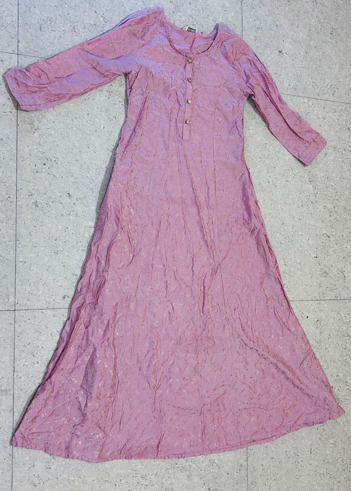 Elegant Pink Kurta with Subtle Gold Print