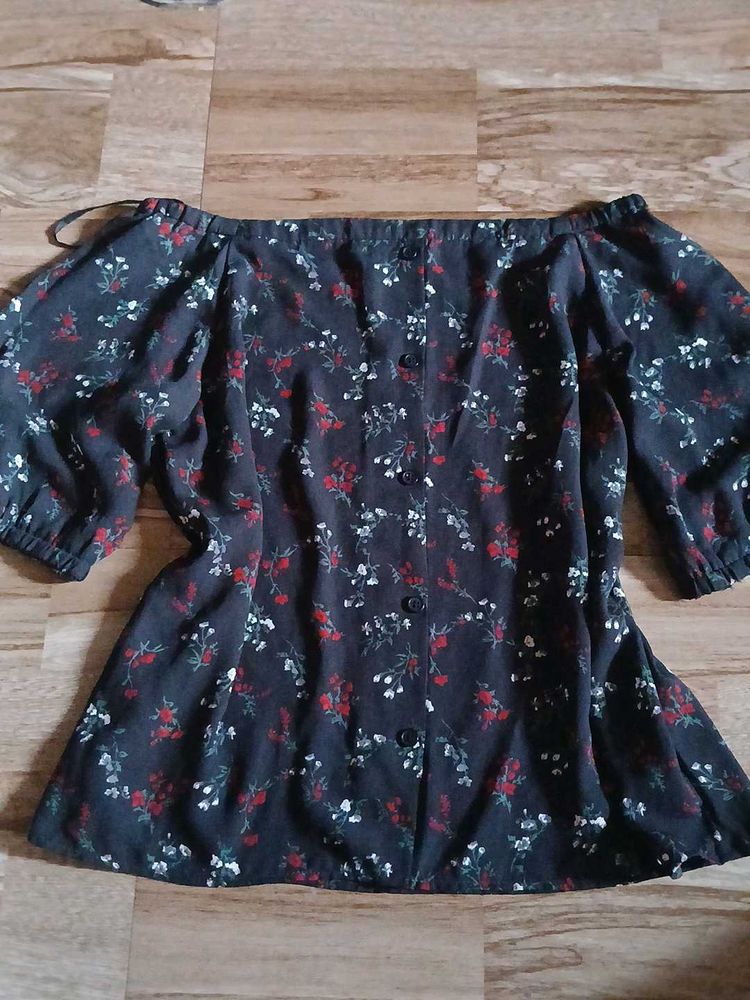 Floral Off-Shoulder Top