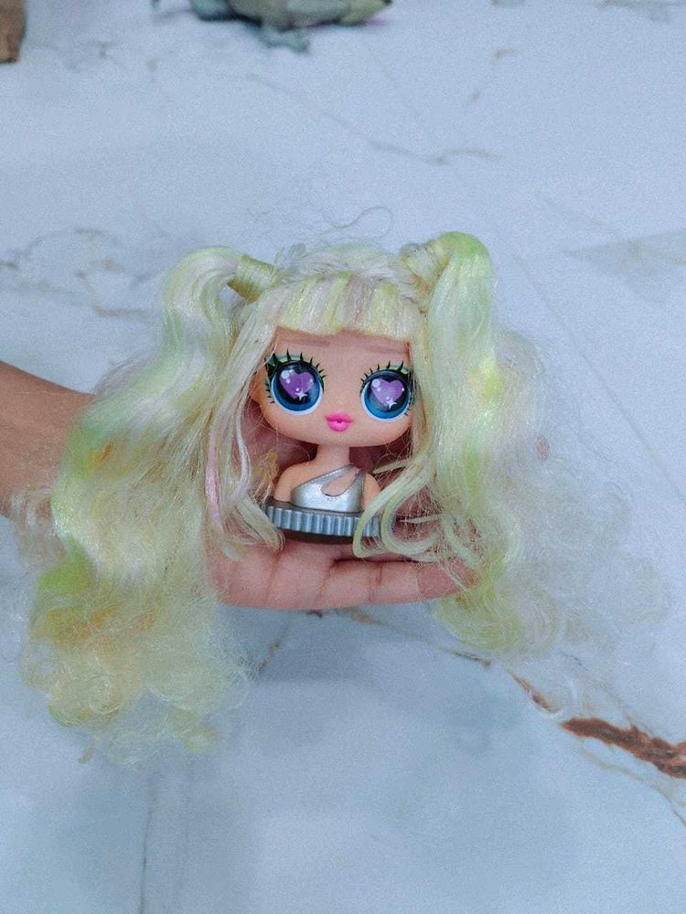 Fashion Doll Toy
