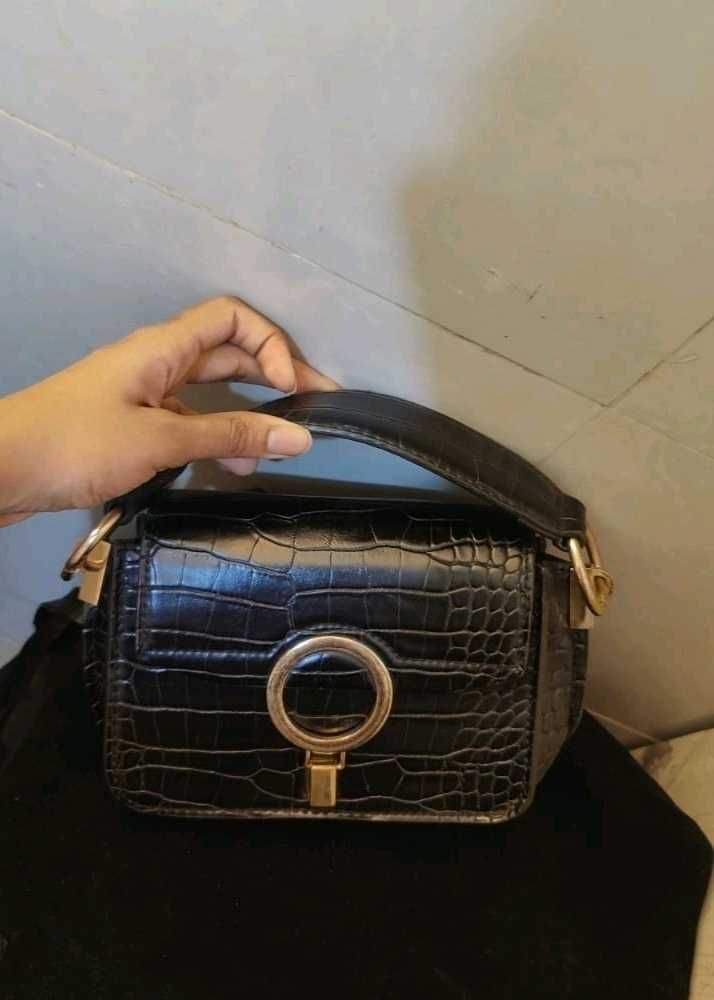 Clearance sale 💖 Mango croc textured bag
