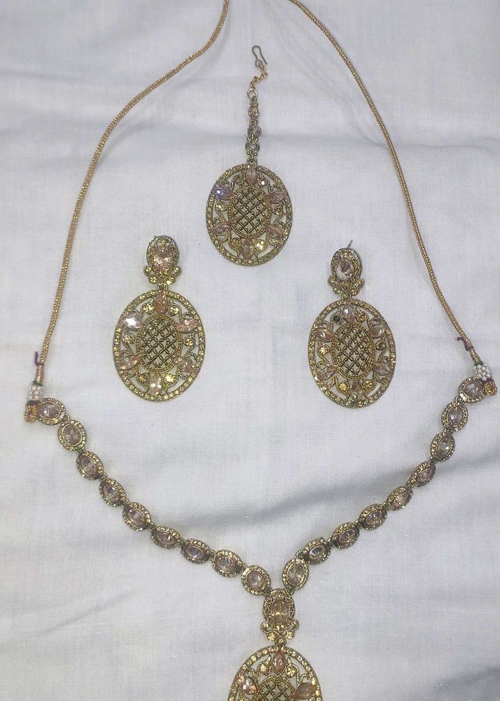 Designer Kundan Necklace &amp; Earring Set