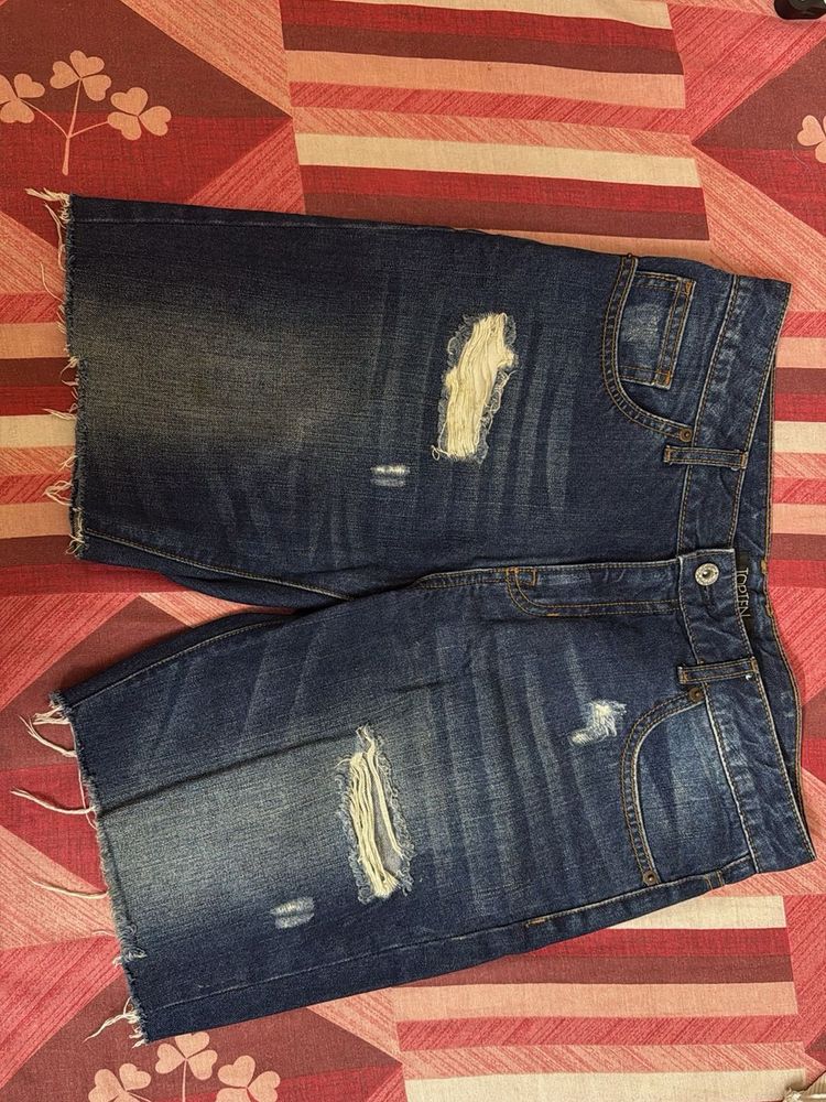 Distressed Denim Jeans