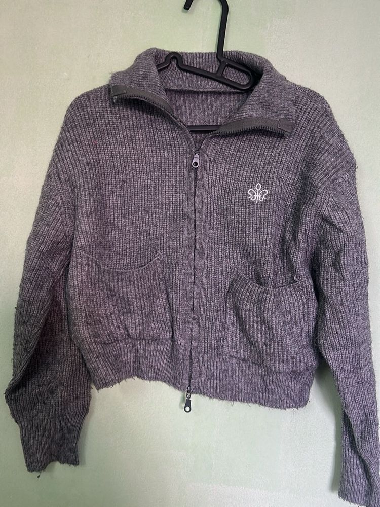Gray Zip-Up Knit Sweater