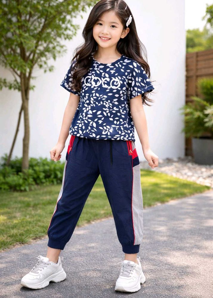 Stylish Girl's Outfit