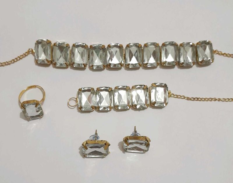 jewellery set