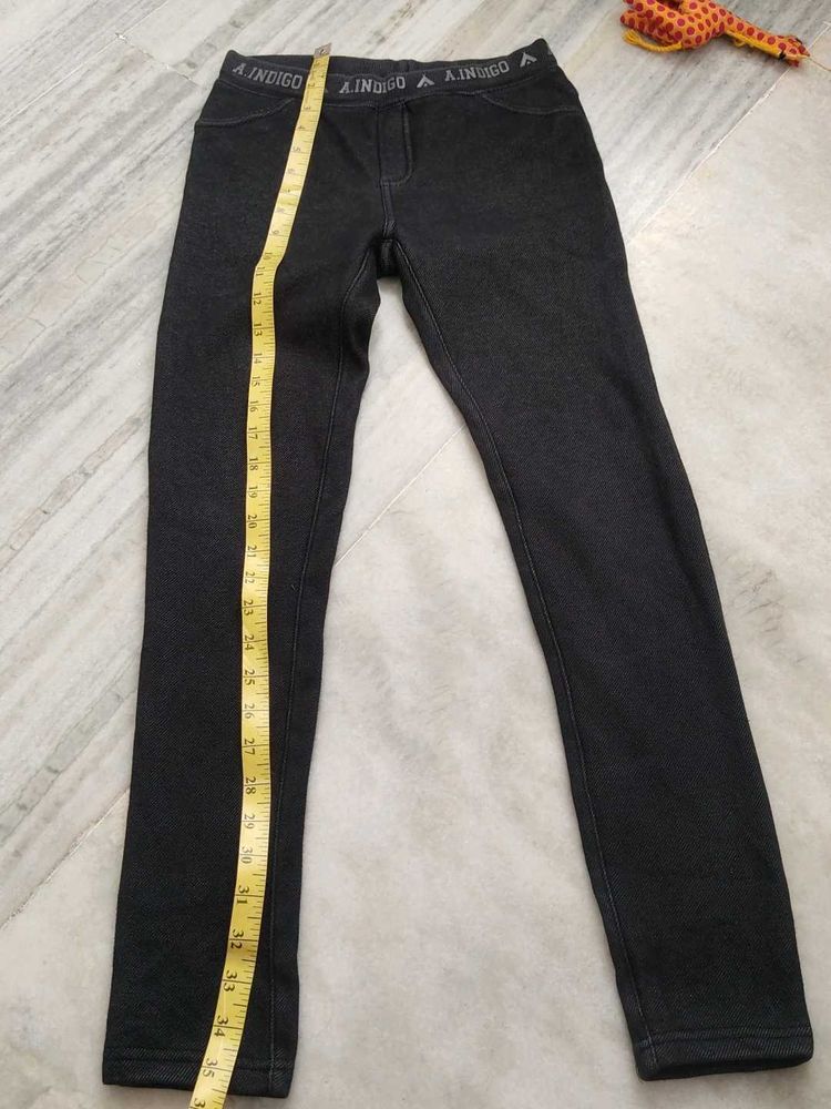 A. Indigo Black Jeggings