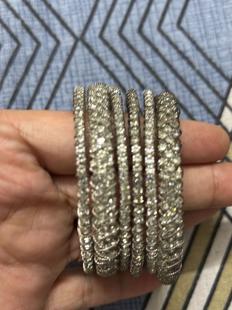 Sparkling Set of Bangles
