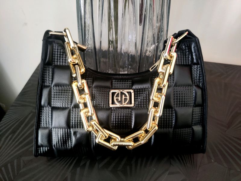 Georgio ARMANI Small Quilted Handbag
