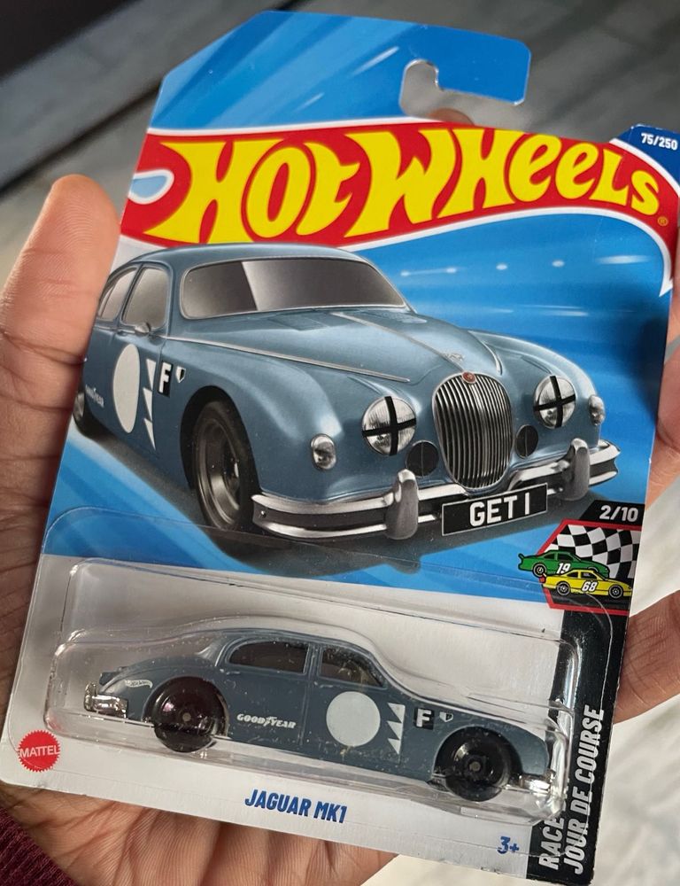 Hot Wheels Jaguar MK1