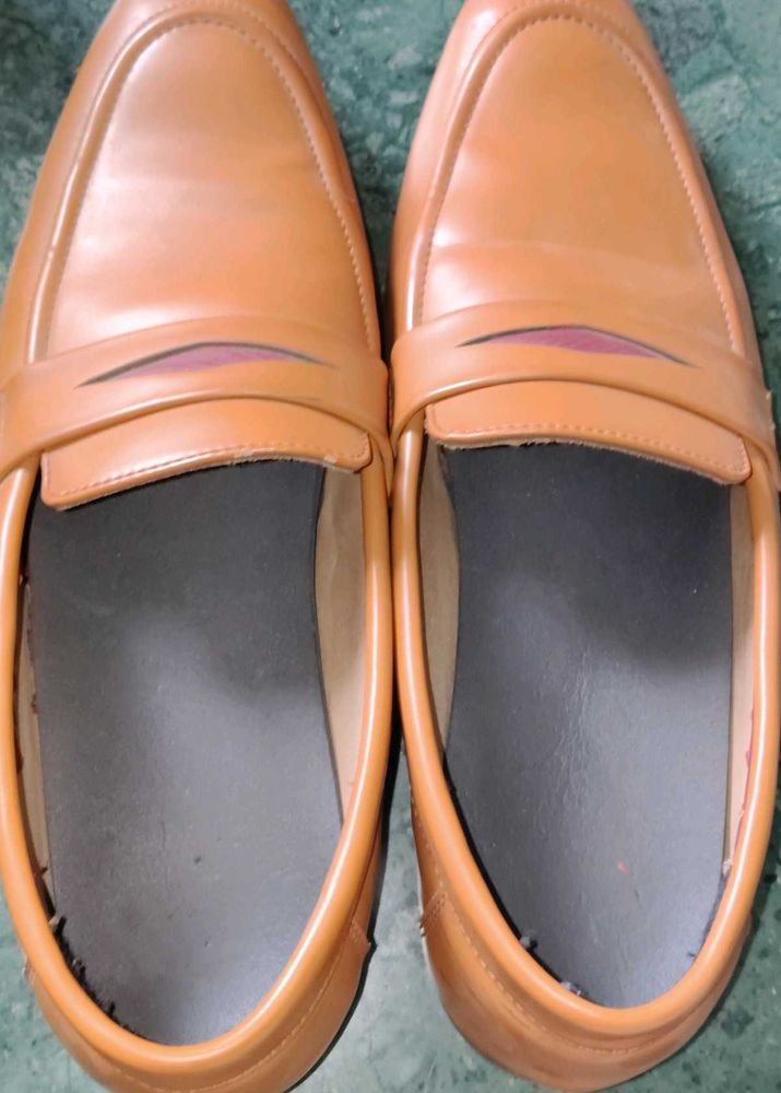 Men's Tan Loafers