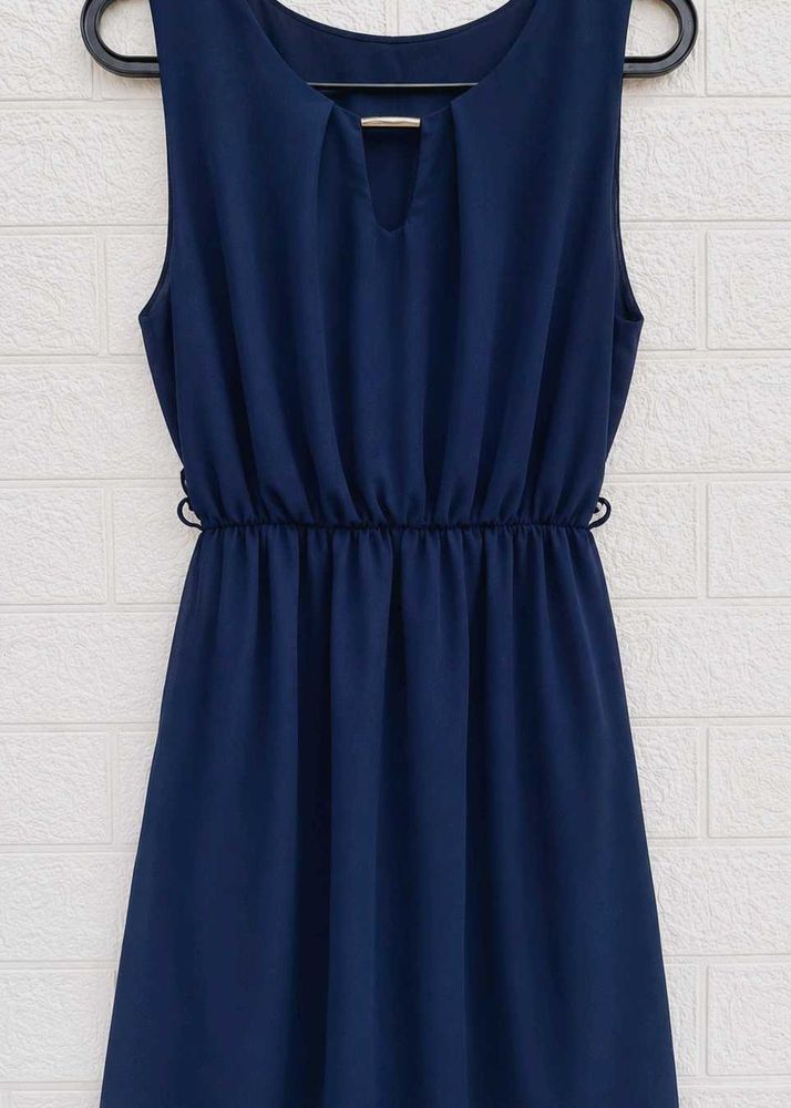 Chic Navy Blue Sleeveless Dress