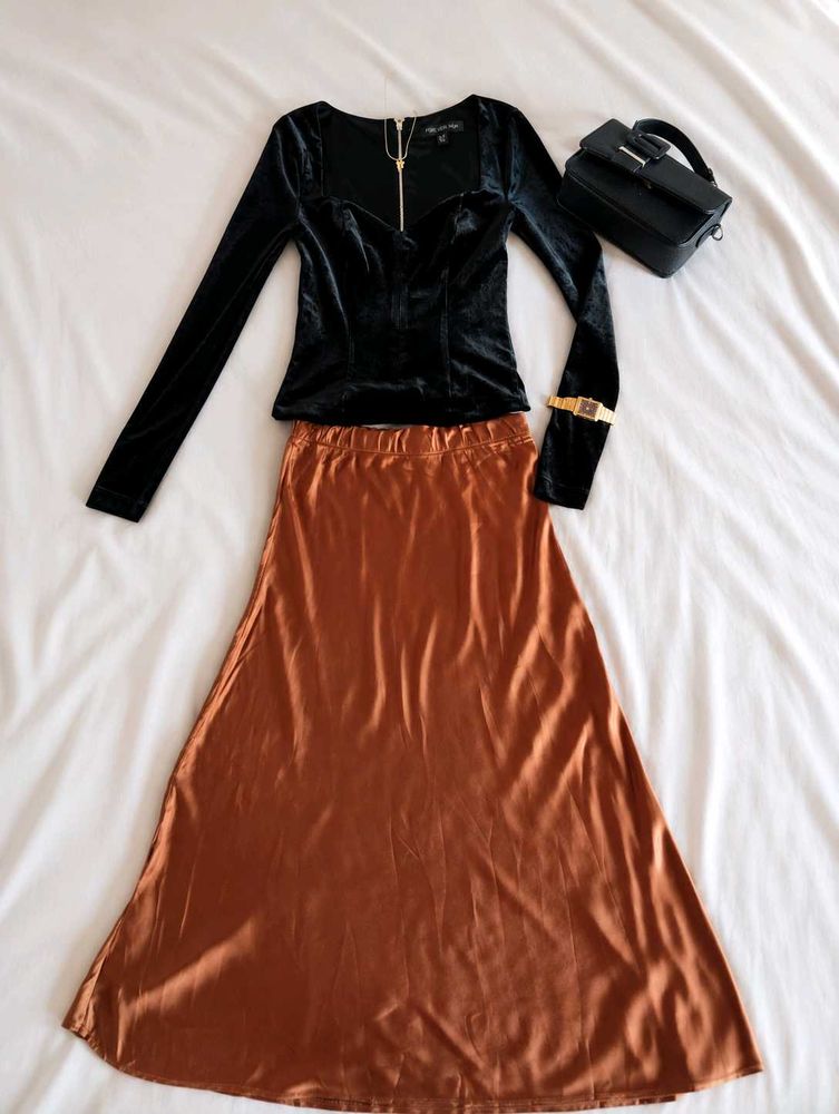 Chic Black Velvet Corset Top