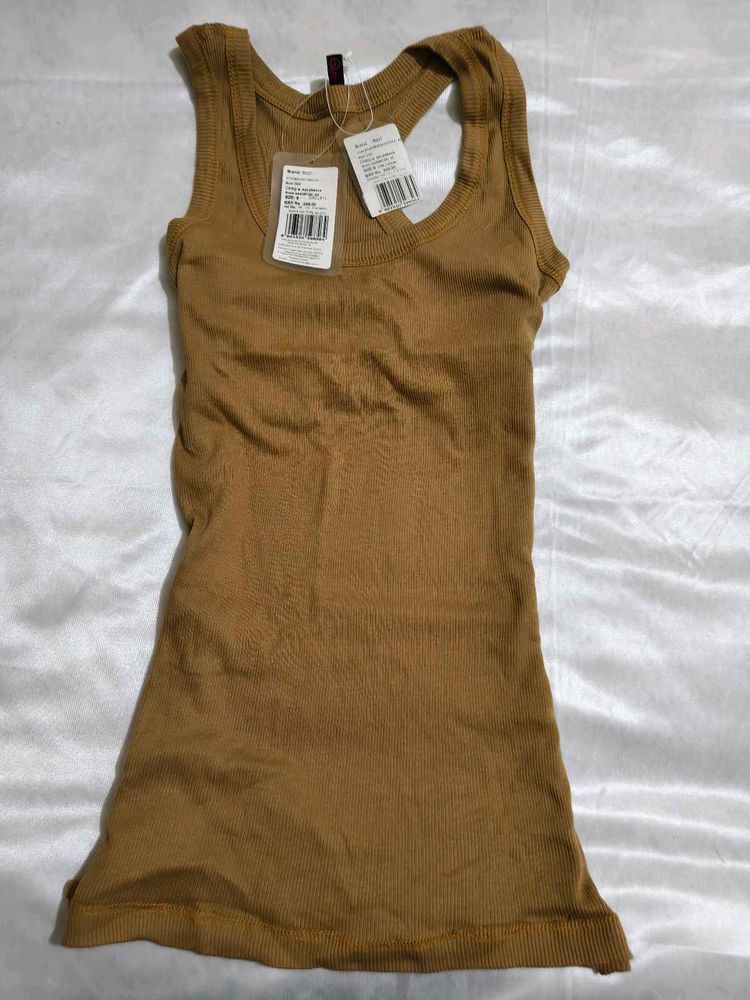 bodyfitted Ribbed Knit Tank Top