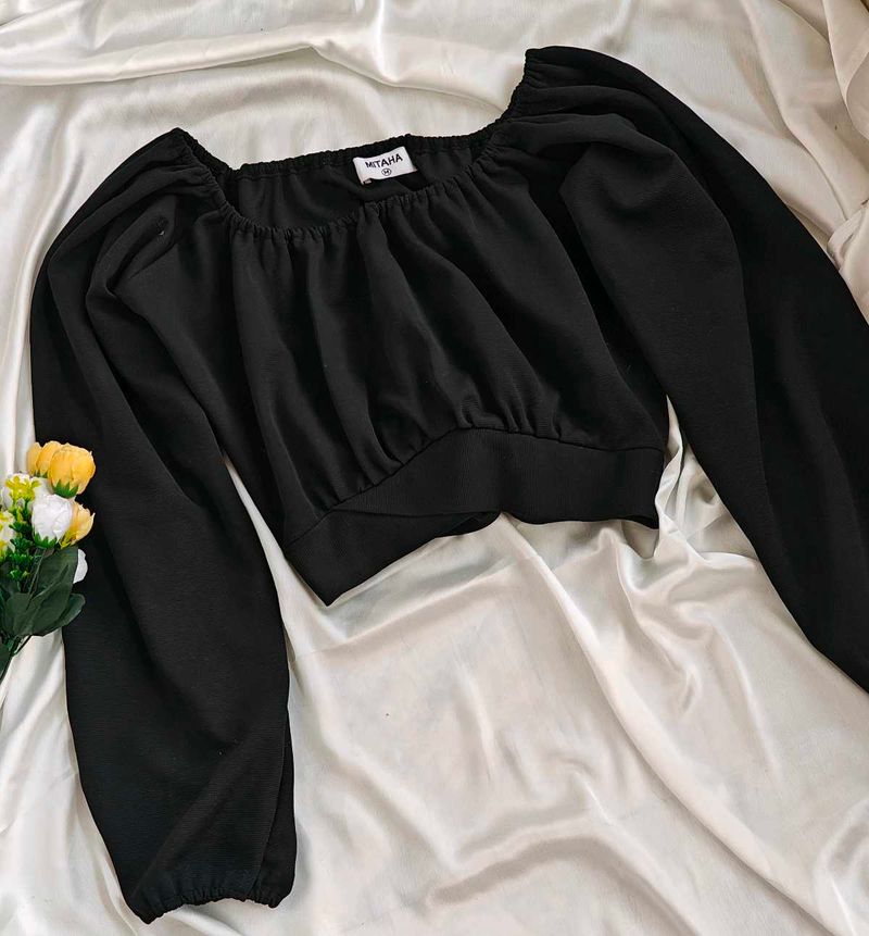 Black Puffed Sleeve Top