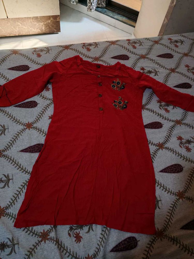 Red Kurta with Floral Embellishments