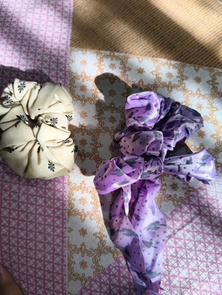 Cute Scrunchies Set