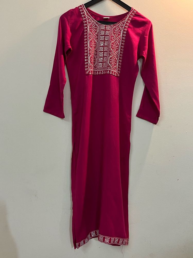 Embroidered Pink Kurta